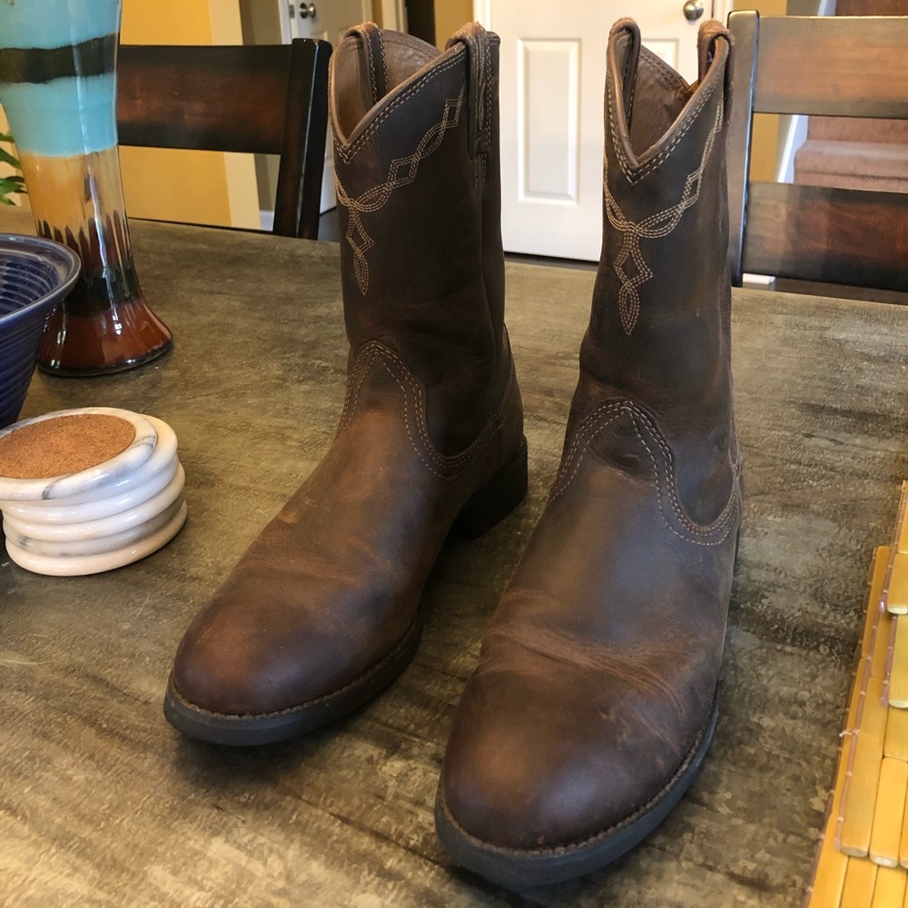 Ariat leather boots. Women’s 9.5b